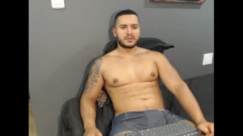 Snapshot of dantebrown1 chatting on 05/15/26, 03:24 dantebrown1 online show from 05/15/26, 03:24