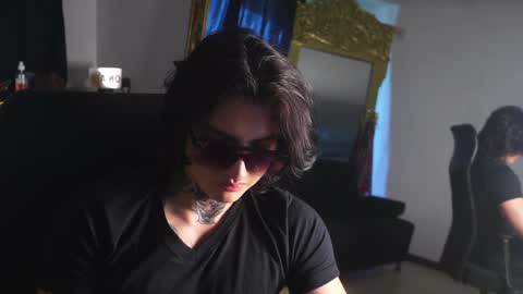 Snapshot of dantecoppolaa chatting on 02/01/25, 03:18 Dante coppola online show from 02/01/25, 03:18