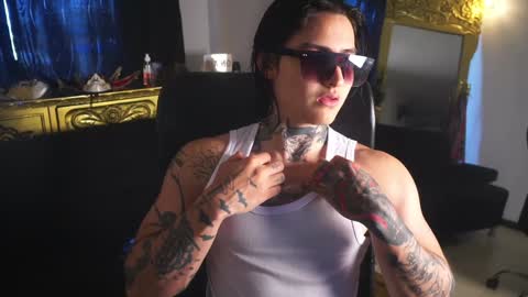 Snapshot of dantecoppolaa chatting on 02/01/25, 07:34 Dante coppola online show from 02/01/25, 07:34