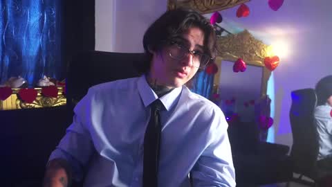 Snapshot of dantecoppolaa chatting on 02/15/25, 05:07 Dante coppola online show from 02/15/25, 05:07