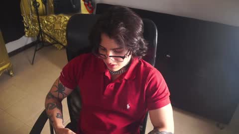 Snapshot of dantecoppolaa chatting on 02/26/25, 12:38 Dante coppola online show from 02/26/25, 12:38