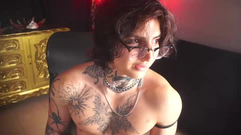 Snapshot of dantecoppolaa chatting on 03/03/25, 01:42 Dante coppola online show from 03/03/25, 01:42