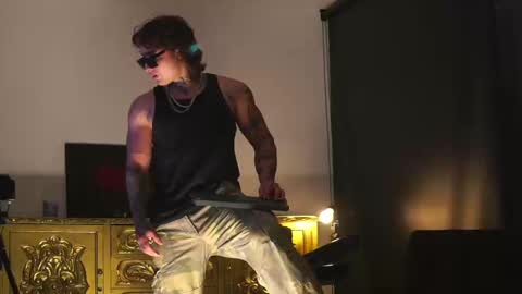 Snapshot of dantecoppolaa chatting on 10/03/25, 12:40 Dante coppola online show from 10/03/25, 12:40