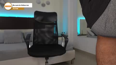 Snapshot of danteestone chatting on 11/27/25, 09:06 Dante online show from 11/27/25, 09:06