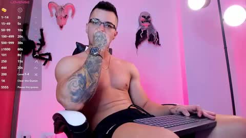 Snapshot of danteread chatting on 10/28/25, 01:31 danteread online show from 10/28/25, 01:31