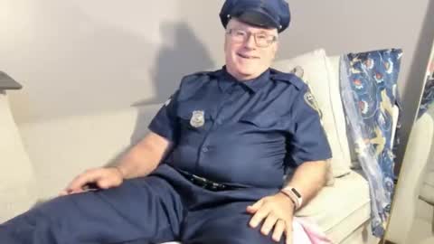 Snapshot of dantes_lion chatting on 11/01/25, 06:15 Mark online show from 11/01/25, 06:15