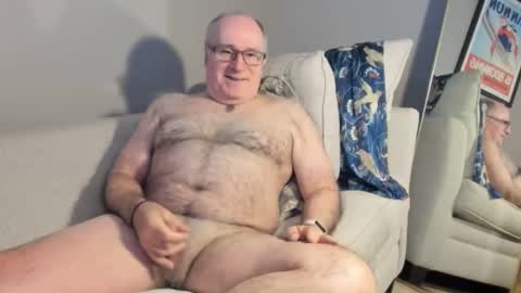 Snapshot of dantes_lion chatting on 11/22/25, 07:40 Mark online show from 11/22/25, 07:40