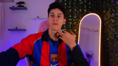 dantevoss_ online show from 06/10/26, 11:31