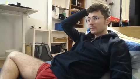 Snapshot of dantheman233 chatting on 12/22/24, 08:14 Daniel online show from 12/22/24, 08:14