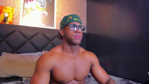 Snapshot of dany_dryy chatting on 10/20/25, 03:01 Dany online show from 10/20/25, 03:01