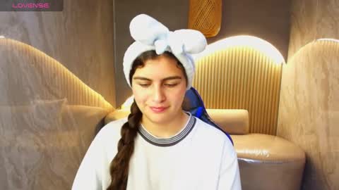 Dany online show from 10/21/25, 01:12