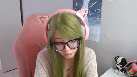 Snapshot of danyelleeyermann chatting on 05/11/26, 01:06 danyelleeyermann online show from 05/11/26, 01:06