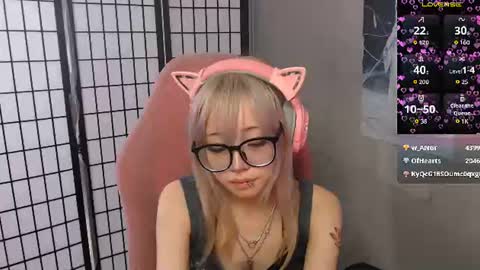 Snapshot of danyelleeyermann chatting on 06/15/26, 01:02 danyelleeyermann online show from 06/15/26, 01:02