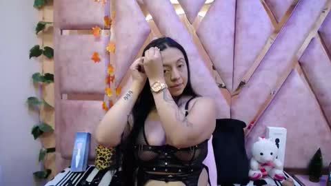 Snapshot of danyswet chatting on 11/26/25, 08:21 DanySwet online show from 11/26/25, 08:21