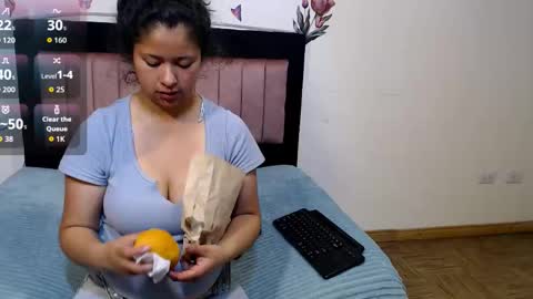 Snapshot of danyxs1 chatting on 11/24/25, 01:11 DANYXS1 online show from 11/24/25, 01:11