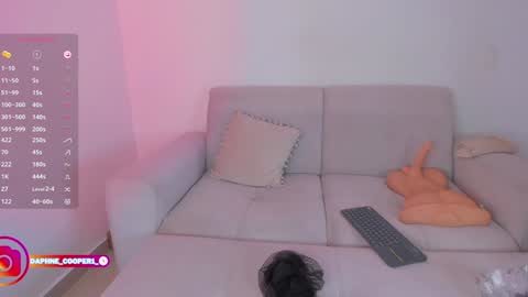 Snapshot of daphne_cooper1 chatting on 12/28/24, 12:26 daphne_cooper1 online show from 12/28/24, 12:26