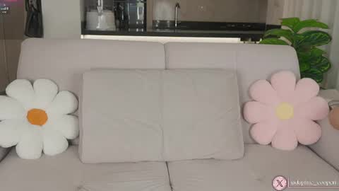 daphne_cooper1 online show from 06/06/26, 01:43