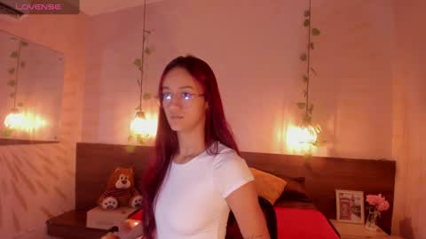 Daphne online show from 01/04/25, 11:33