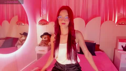 Daphne online show from 02/25/25, 11:41