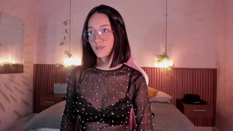 Daphne online show from 11/17/25, 03:01