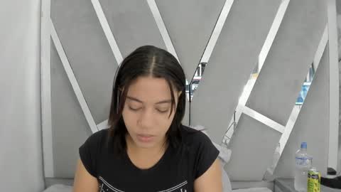 Snapshot of daphne_culeht chatting on 04/04/26, 01:08 daphne_culeht online show from 04/04/26, 01:08