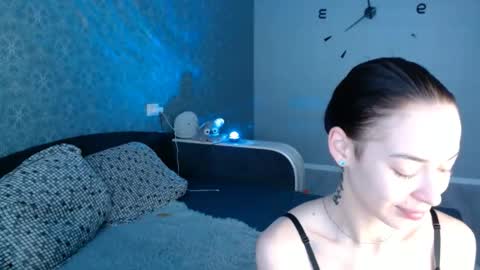 Daphne Darkthorn online show from 11/17/25, 11:16