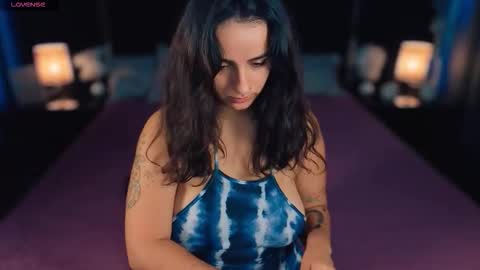 Agatha  online show from 10/04/25, 01:20