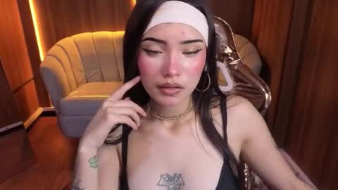Snapshot of daphne_nicole_b chatting on 03/24/26, 12:54 daphne_nicole_b online show from 03/24/26, 12:54