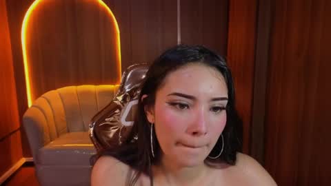 Snapshot of daphne_nicole_b chatting on 05/28/26, 01:30 daphne_nicole_b online show from 05/28/26, 01:30