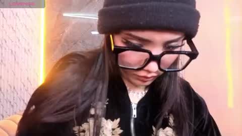 daphne_nicole_b online show from 07/15/26, 01:00