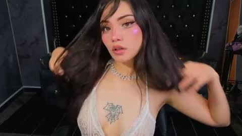 daphne_nicole_b online show from 07/16/26, 12:55