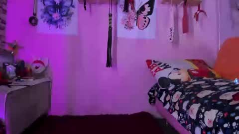 daphneandrade online show from 02/13/25, 10:54