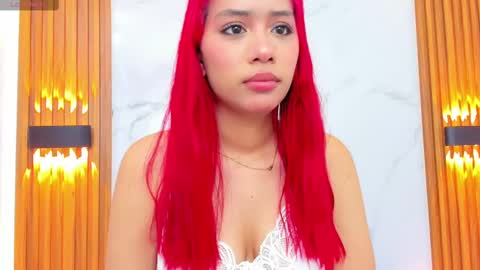 daphneleclerc online show from 10/28/25, 11:03