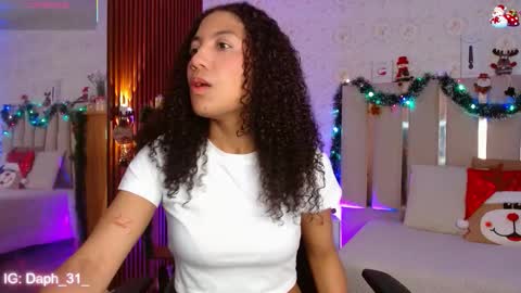 Snapshot of daphnne_tay chatting on 12/03/25, 03:36 dhapnne online show from 12/03/25, 03:36