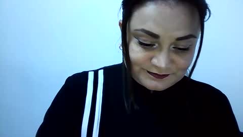 dapnne online show from 10/15/25, 07:58