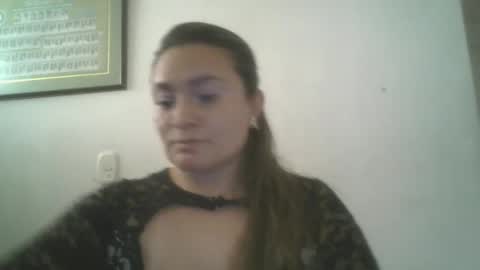 Snapshot of dapnne24 chatting on 04/15/26, 07:58 dapnne online show from 04/15/26, 07:58