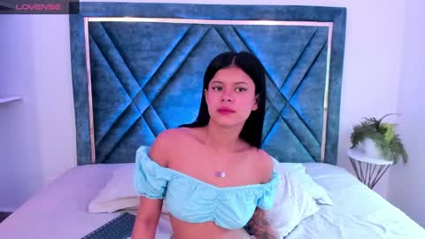 Daphne online show from 02/27/25, 12:02