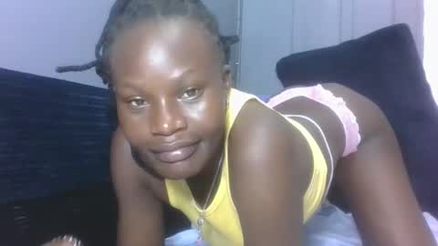 ESTHER online show from 10/09/25, 05:05