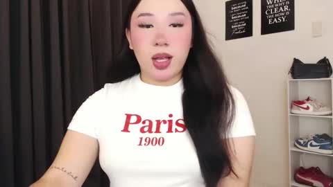 Snapshot of darcy_world chatting on 10/17/25, 05:48 DARCY online show from 10/17/25, 05:48