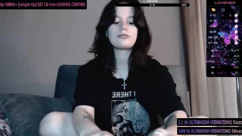 Snapshot of darcyie1ove chatting on 10/16/25, 11:00 Darcy online show from 10/16/25, 11:00