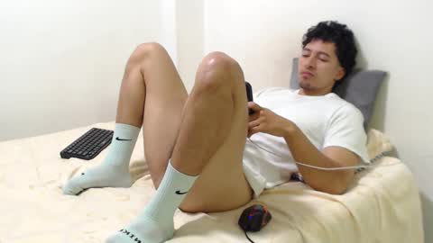 Snapshot of darekgates chatting on 02/26/25, 02:14 Darekgates online show from 02/26/25, 02:14