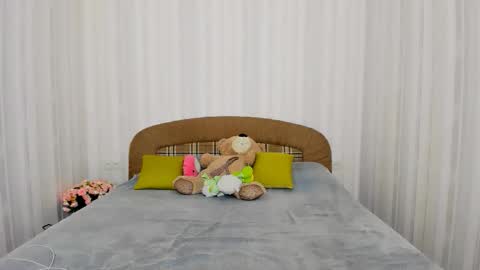 daria_de_luxe online show from 10/25/25, 04:46