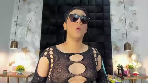 Snapshot of darian_laforteza chatting on 07/24/26, 07:45 Darian online show from 07/24/26, 07:45