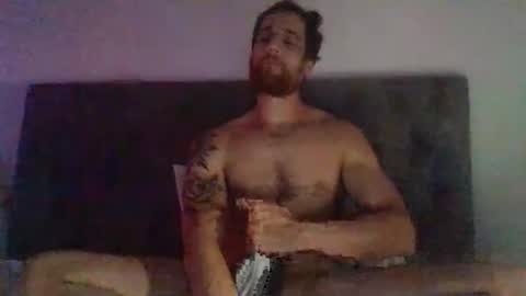 Snapshot of dariensur chatting on 02/19/25, 03:06 Darien online show from 02/19/25, 03:06