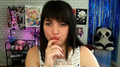 Darina online show from 02/22/25, 01:13