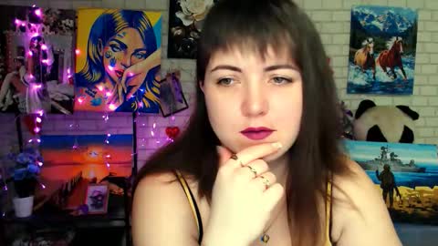 Snapshot of darina_m_ chatting on 02/15/26, 05:15 Darina online show from 02/15/26, 05:15