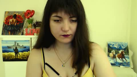 Snapshot of darina_m_ chatting on 02/28/26, 05:30 Darina online show from 02/28/26, 05:30