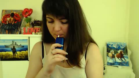 Snapshot of darina_m_ chatting on 03/03/26, 05:46 Darina online show from 03/03/26, 05:46