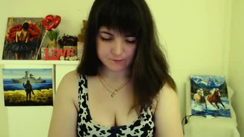 Snapshot of darina_m_ chatting on 03/05/26, 04:52 Darina online show from 03/05/26, 04:52
