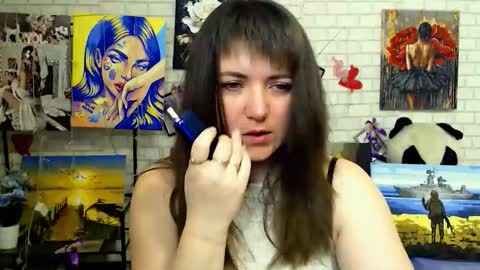 Snapshot of darina_m_ chatting on 03/17/26, 05:44 Darina online show from 03/17/26, 05:44